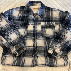 Vintage Havana Girls Plaid Black & Ivory Faux Fur Shacket (jacket/shirt)- Size L